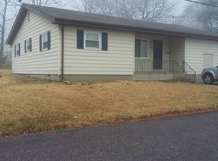 235 Woodrow St, Sullivan, MO 63080