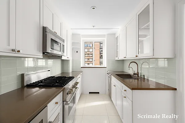Sold by (Legacy) Shelli Scrimale, LREB | media 5