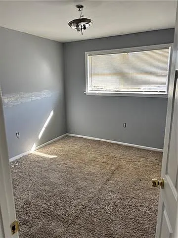 4527 Shalimar Dr — Photo 18
