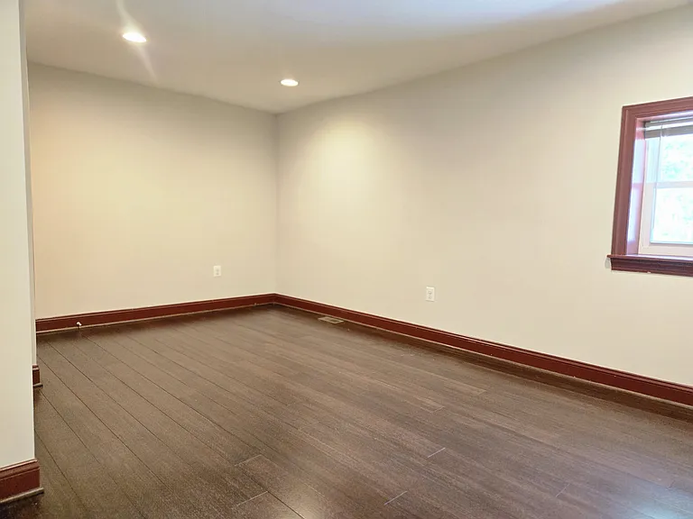 804 Hollins St #1 — Photo 26