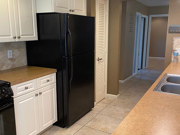 2nd image of 5827 Littlestone Ct
