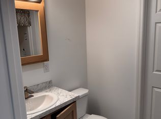 19 Parker Station Rd APT 5, Goffstown, NH 03045