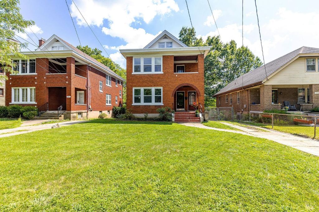 Real estate listing image
