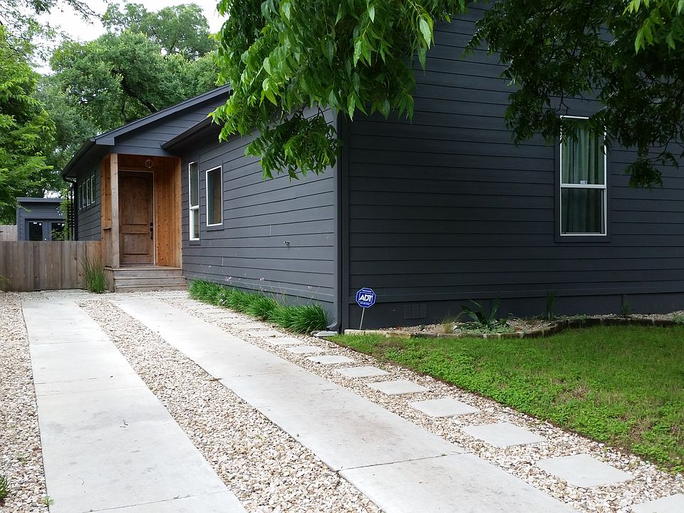 Drive + Front Door (3 cars)