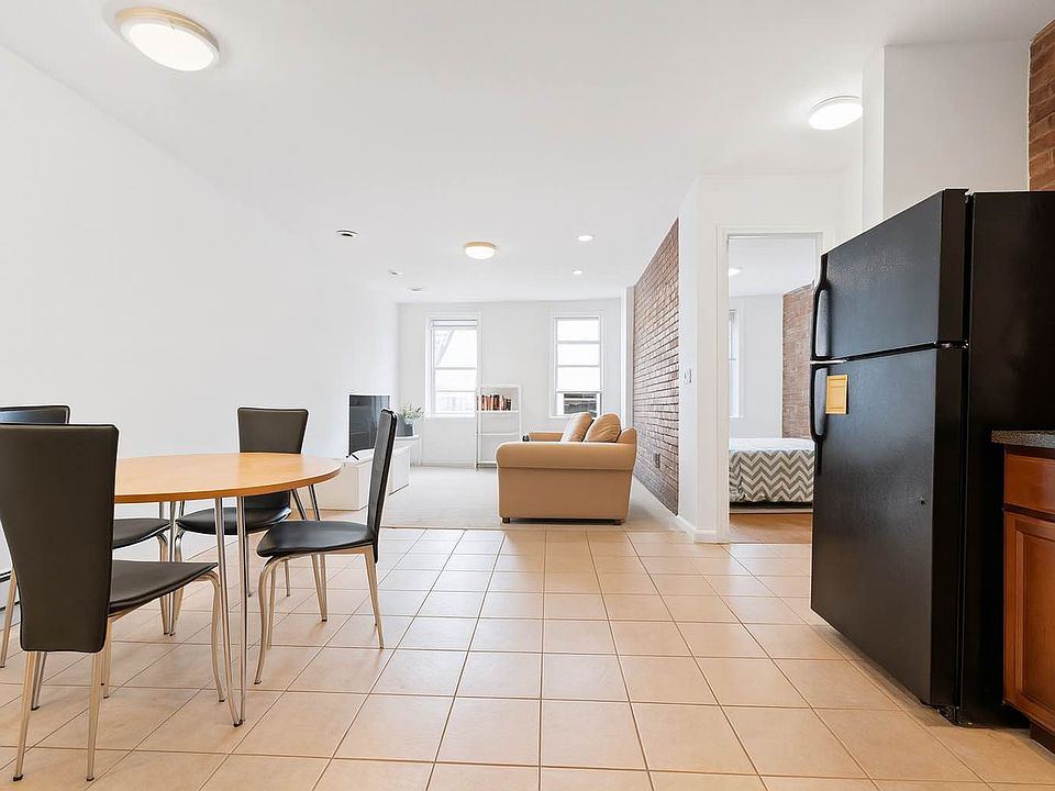 1st image of 110 Rogers Ave APT 2R