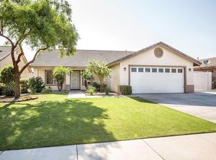 6909 Gwenivere Ct, Bakersfield, CA 93313