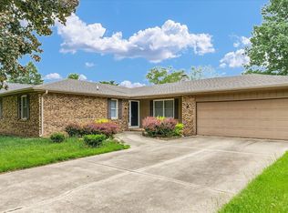 2304 Galen Dr, Champaign, IL