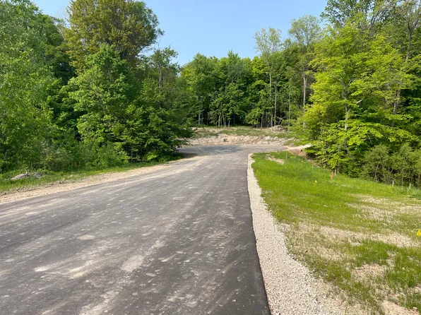 PARCEL Seven Carlson Woods Dr, Grand Rapids, MI 49534