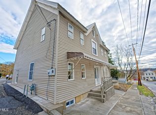 2 Cemetery Street, Fonda, NY 12068