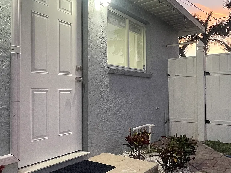 221 NE 23rd Ave #A — Photo 26