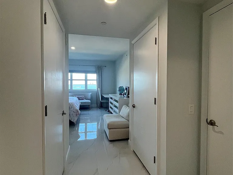 2650 Lake Shore Dr #803 — Photo 24