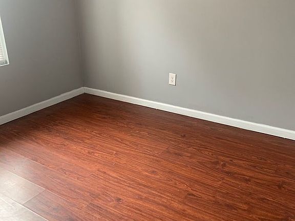 5th image of 5977 Julian Ave #5