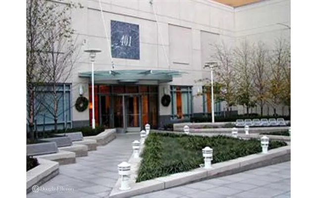 Rented by Douglas Elliman | media 19