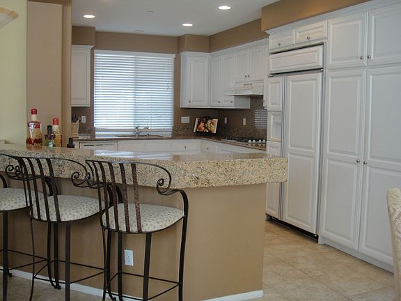 Kitchen granite counter tops