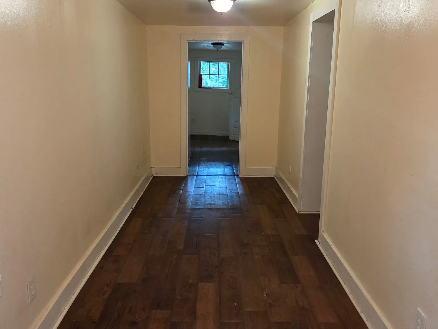 4 bed, 1506 sqft, $950 — Photo 2