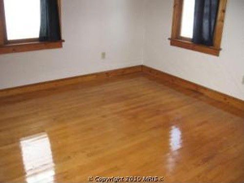 2nd image of 22559 Old Valley Pike