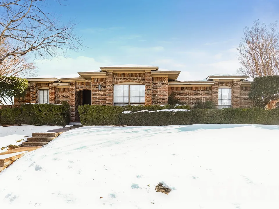 3112 Glenview