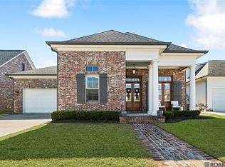 1826 Sugar Cane Ln, Baton Rouge, LA 70810