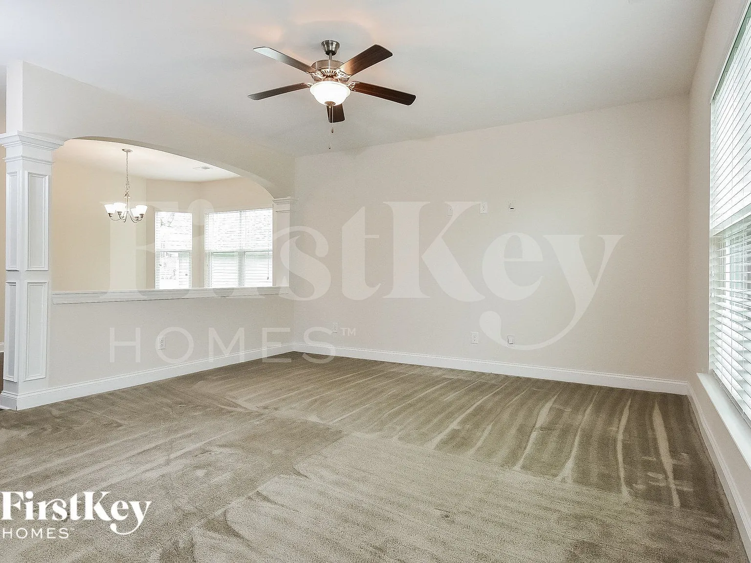 4 bed, 2.5 bath, 3095 sqft, $2,370 — Photo 4