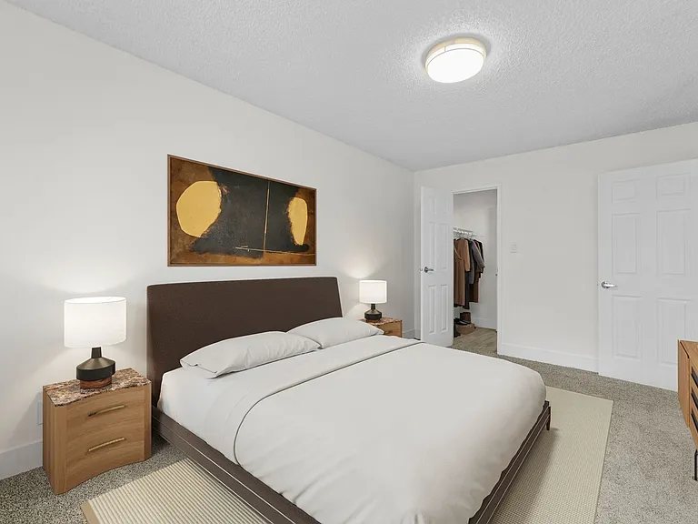 Sherwood Forest Apartments — Photo 4