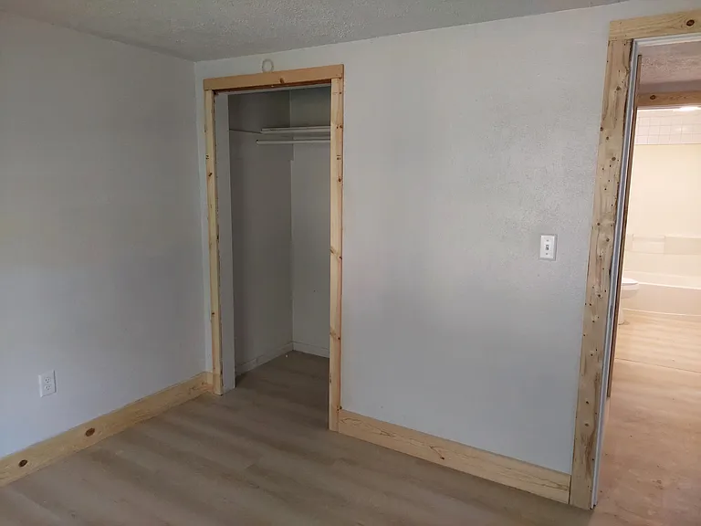 213 Magnolia Dr — Photo 12