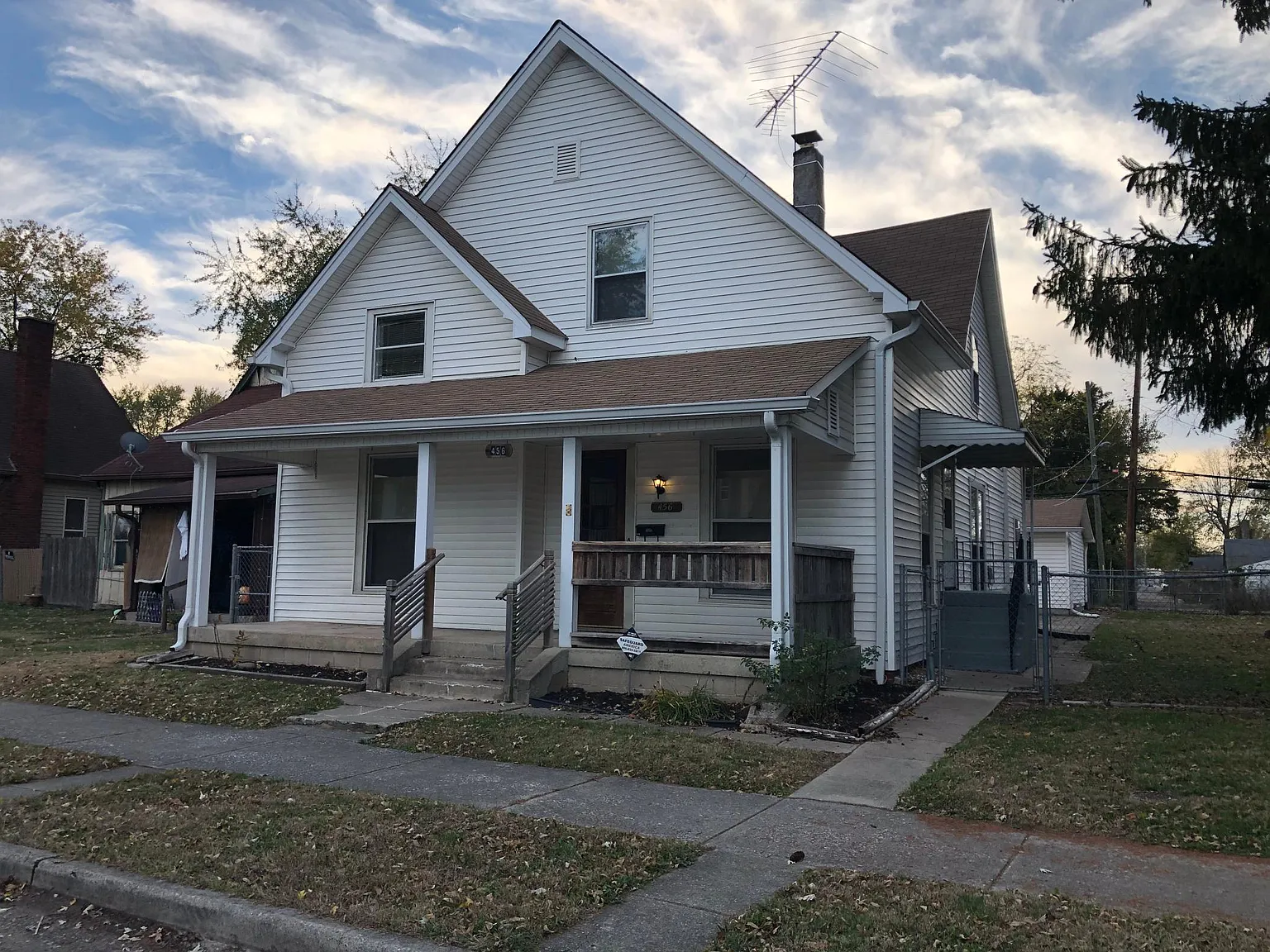 456 N Centennial St photo 1
