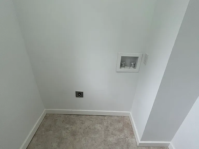 2400 N Sheridan Rd — Photo 13