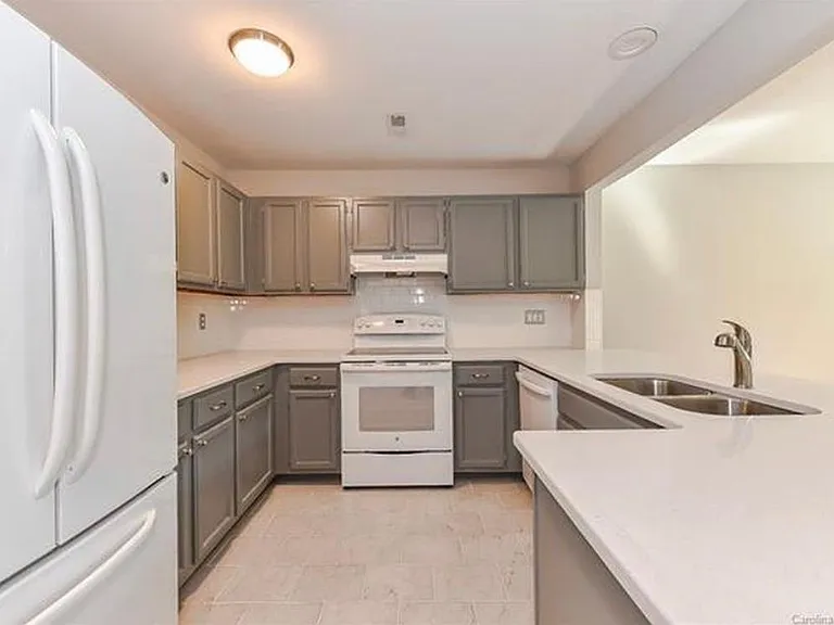 762 Marsh Rd #2 — Photo 7