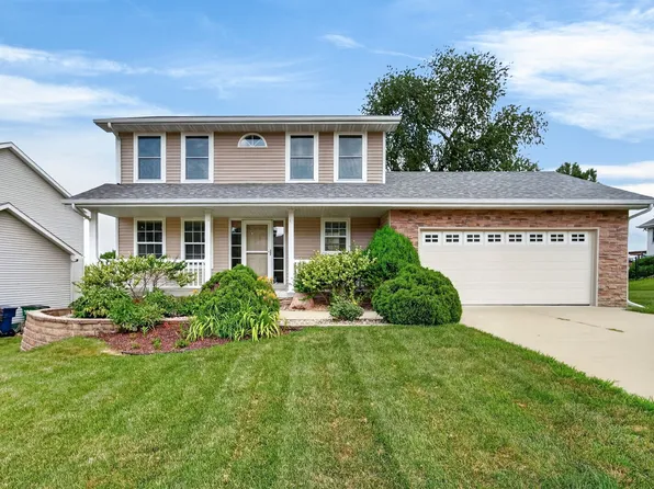 2905 145th St, Urbandale, IA 50323