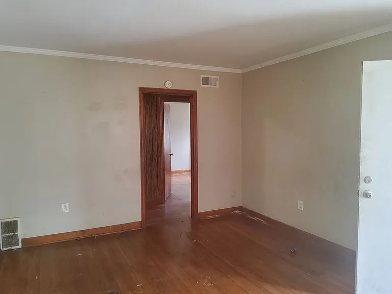 2714 James Rd — Photo 18