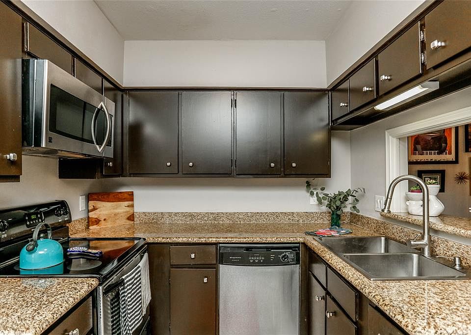 1st image of 1807 Stoney Brook Dr #64