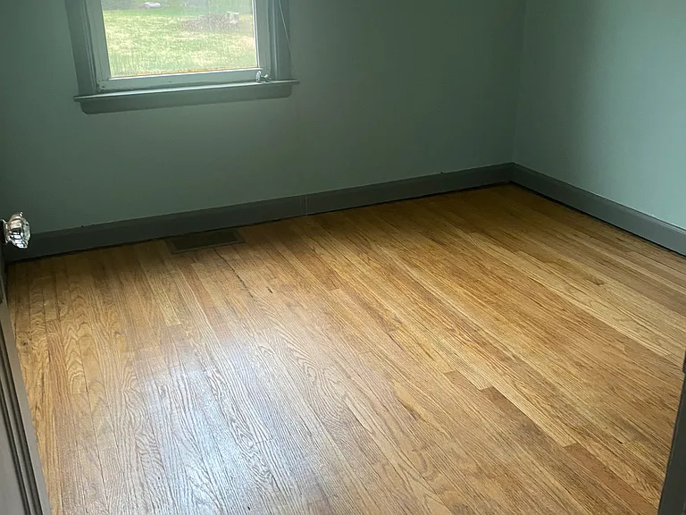 501 N Sterling St — Photo 3