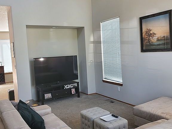 Ceiling fan vaulted living room