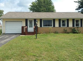 4037 Cash Dr, Jackson, MI