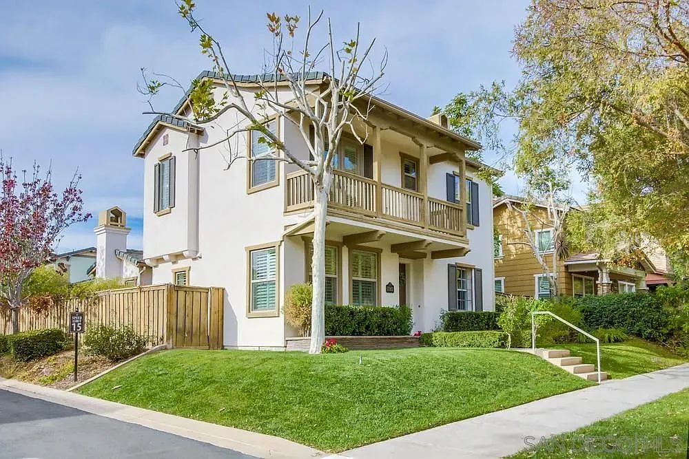 4 bed, 3.0 bath, 2000 sqft, $9,750 — Photo 4