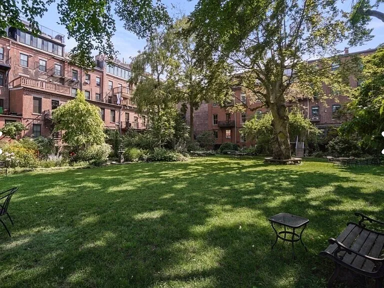 613 Tremont St #4 — Photo 7