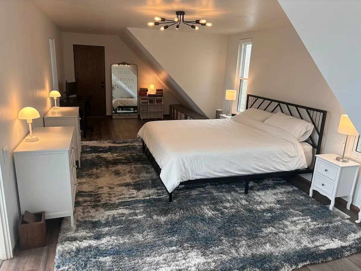 2 bed, 1200 sqft, $4,500 — Photo 4