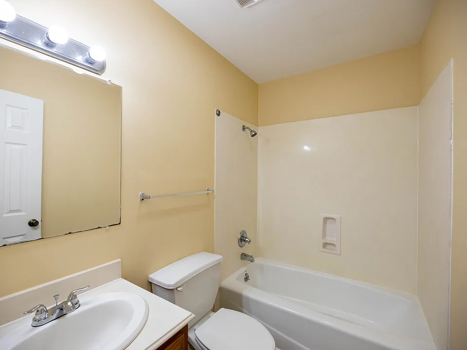 2601-1ST-AVENUE-2-1_12282022