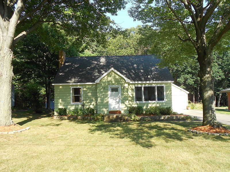 Live near the Lakeshore