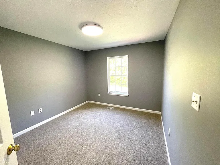 2636 Mae Cir — Photo 17