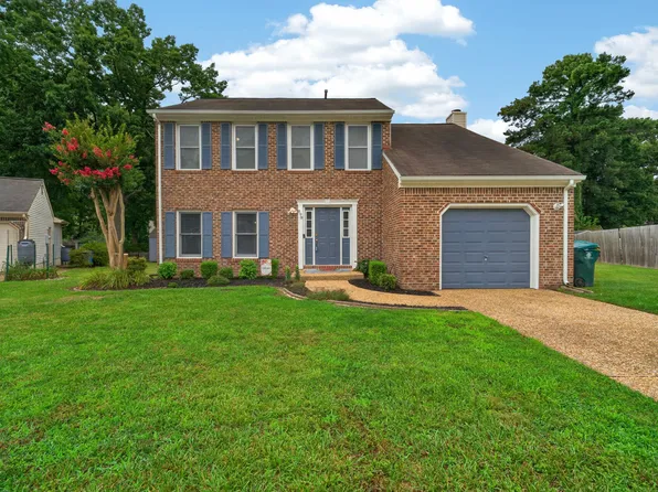 898 Gunston Ct, Newport News, VA 23608