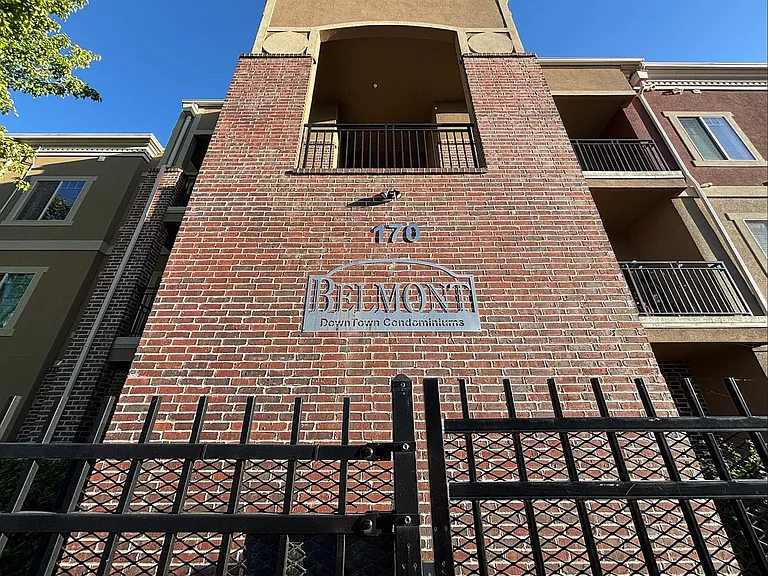 170 E Belmont Ave #9 — Photo 18