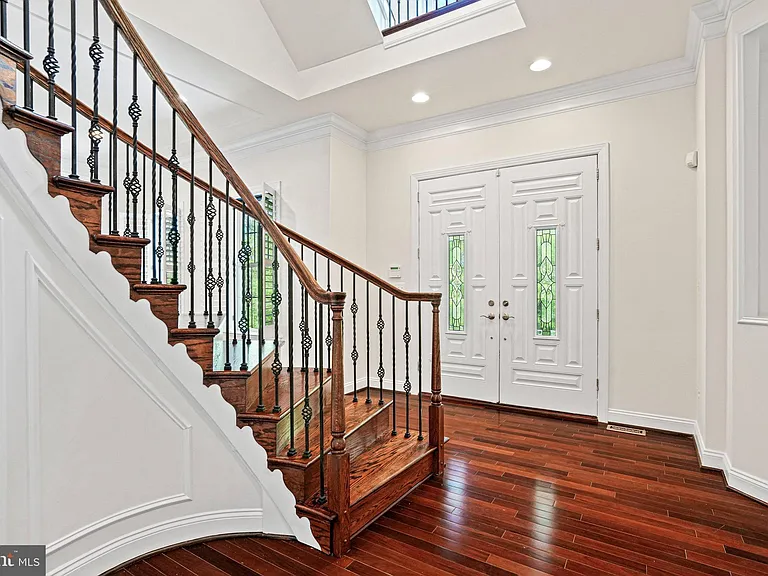 13551 Triadelphia Mill Rd — Photo 4
