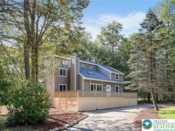 114 Independence Trl, Long Pond, PA 18334