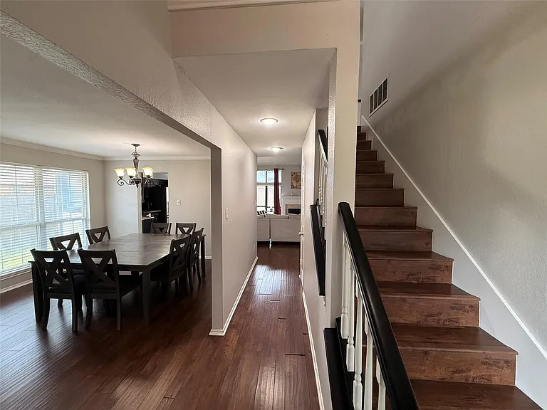 4209 Mulberry Dr — Photo 4