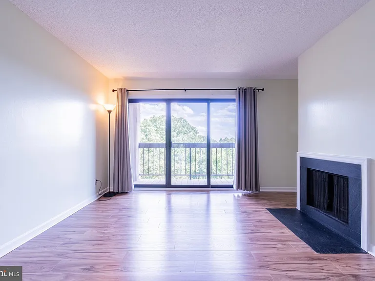 805 N Howard St #438 — Photo 13