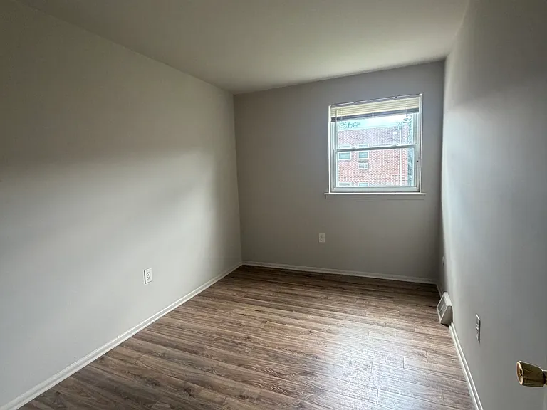 Bedroom #1