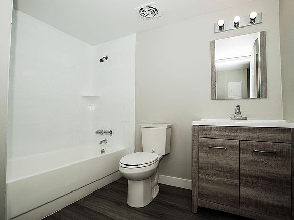 2nd image of 6542 N 17th Ave APT 08