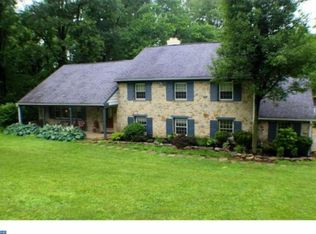 2330 N Feathering Rd, Media, PA 19063