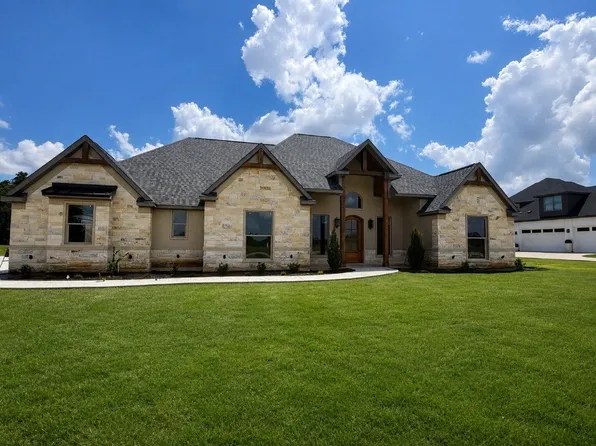 129 Heritage Springs Dr, Weatherford, TX 76087